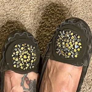 Vera Wang Olive Green Suede Rhinestone Moccasins 9